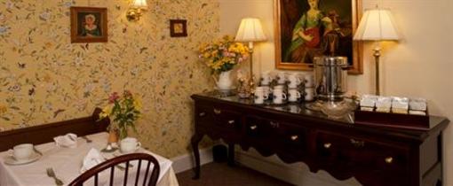 фото отеля Fairville Inn