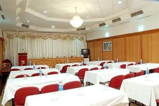 фото отеля Hotel Kavery Rajkot