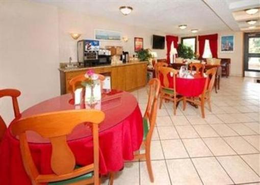 фото отеля Econo Lodge SeaTac Airport