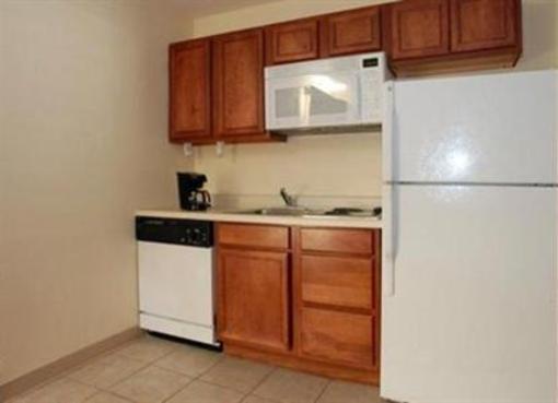 фото отеля Days Inn & Suites Hickory