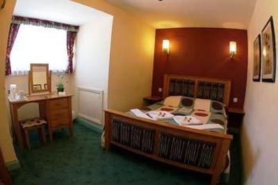фото отеля Newmarket Inn Lewes