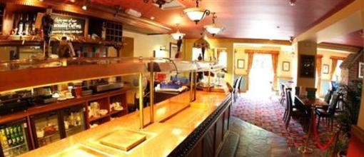 фото отеля Newmarket Inn Lewes