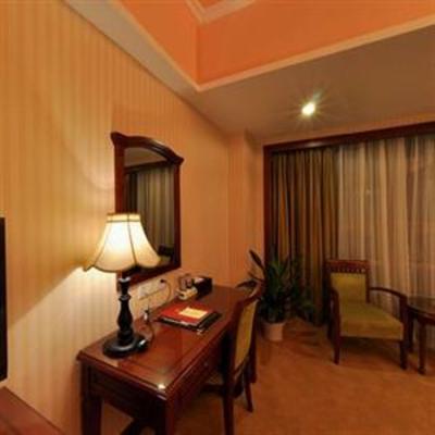 фото отеля Vienna Hotel Pinghu Square