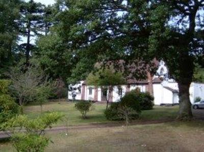 фото отеля Tekels Park Guest House Camberley