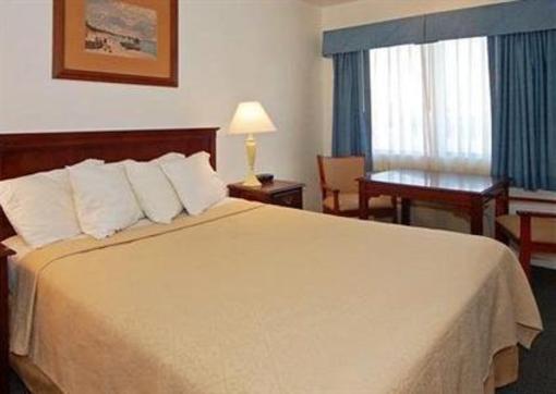 фото отеля Quality Inn Trailside Inn