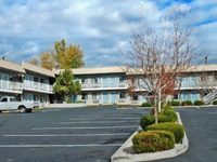 Quality Inn Trailside Inn