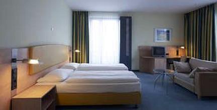 фото отеля InterCityHotel Hamburg Hauptbahnhof