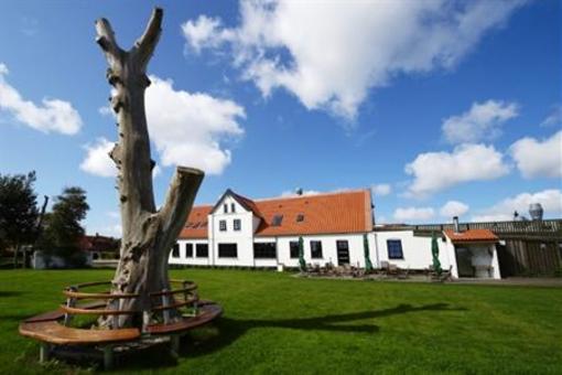 фото отеля Aalbaek Gl Kro