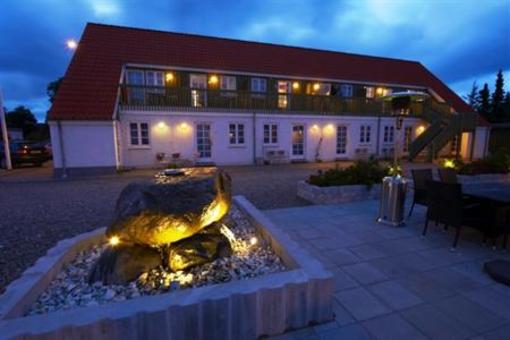 фото отеля Aalbaek Gl Kro