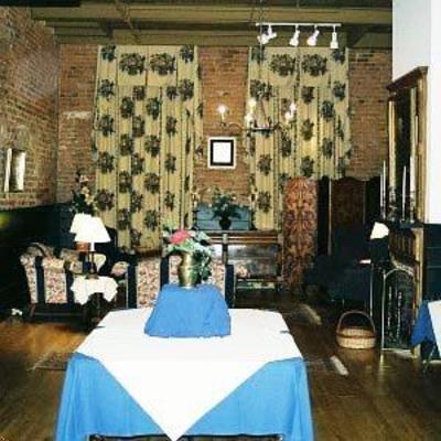 фото отеля Brookstown Inn