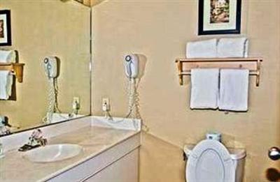 фото отеля Brookstown Inn