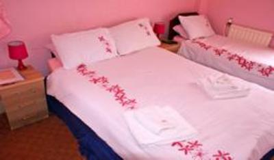 фото отеля Cardoh Lodge