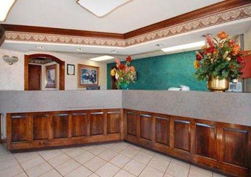 фото отеля Econo Lodge Battleboro North