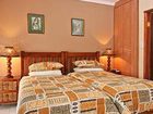 фото отеля Woodpecker's Inn Guesthouse Kempton Park