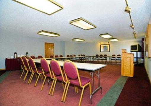 фото отеля Econo Lodge Fort Wayne