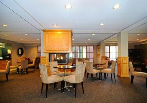 фото отеля Econo Lodge Fort Wayne