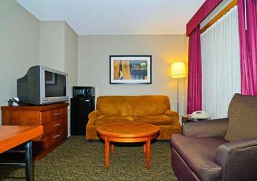 фото отеля Econo Lodge Fort Wayne