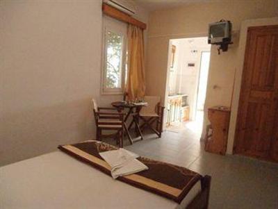 фото отеля Villa Kavourakia Hotel Kolios