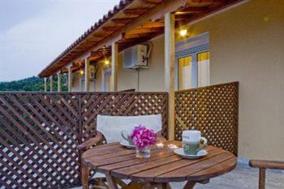 фото отеля Villa Kavourakia Hotel Kolios