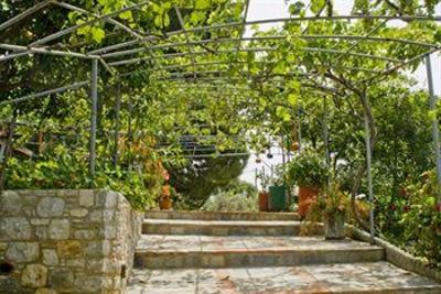 фото отеля Villa Kavourakia Hotel Kolios