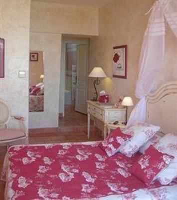 фото отеля Le Clos de la Glycine Hotel Roussillon