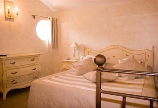 фото отеля Le Clos de la Glycine Hotel Roussillon
