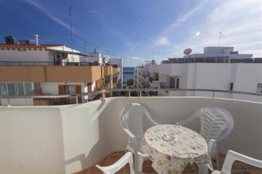 фото отеля Apartamentos Bon Lloc Ibiza