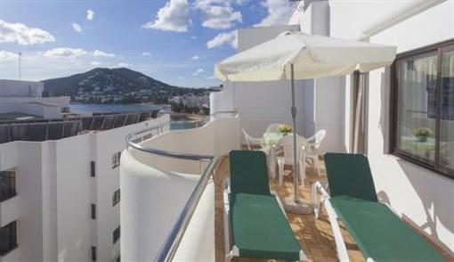 фото отеля Apartamentos Bon Lloc Ibiza