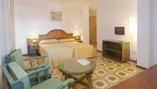 фото отеля Apartamentos Bon Lloc Ibiza
