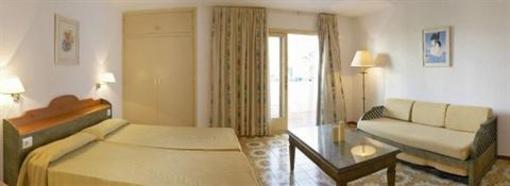 фото отеля Apartamentos Bon Lloc Ibiza