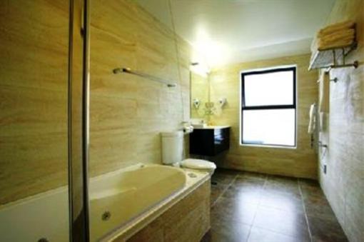 фото отеля Alexander Inn Newmarket