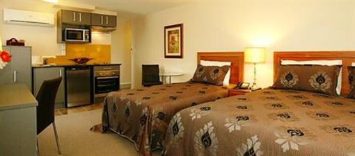 фото отеля Alexander Inn Newmarket