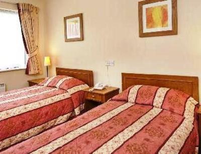 фото отеля The Broughton Hotel Milton Keynes