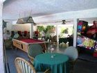фото отеля Tradewinds Airport Hotel