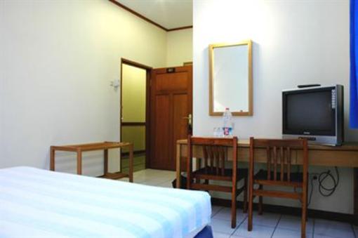 фото отеля Kenangan Hotel Bandung