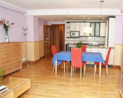 фото отеля Apartamentos Gebala Estella