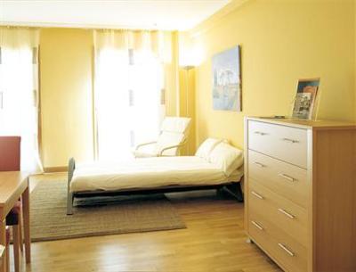 фото отеля Apartamentos Gebala Estella
