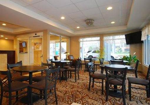 фото отеля Quality Inn & Suites Danbury