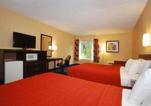 фото отеля Quality Inn & Suites Danbury