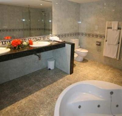 фото отеля Hotel Luna Castelldefels