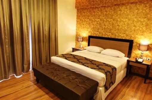 фото отеля Royal Hotel Bogor