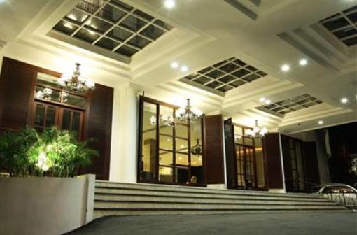 фото отеля Royal Hotel Bogor