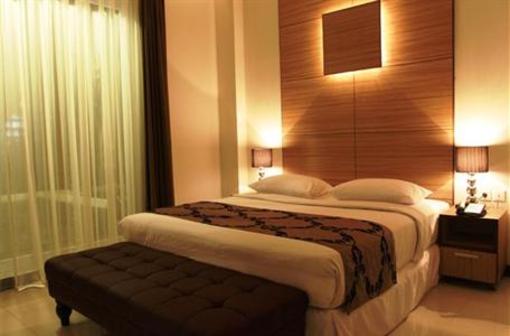 фото отеля Royal Hotel Bogor