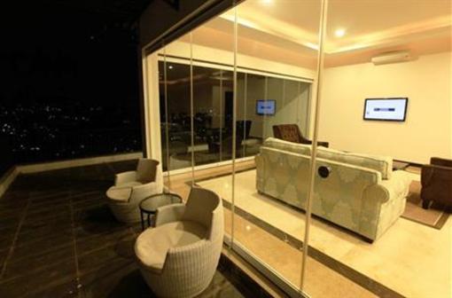 фото отеля Royal Hotel Bogor