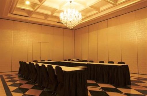 фото отеля Royal Hotel Bogor