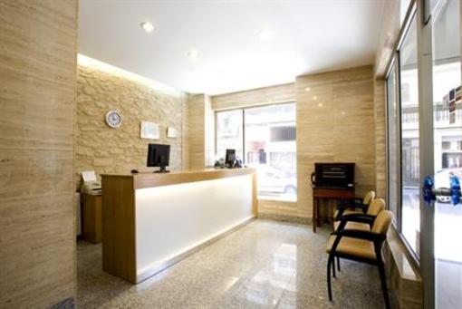 фото отеля Hostal La Lonja