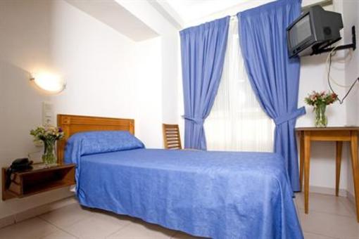 фото отеля Hostal La Lonja