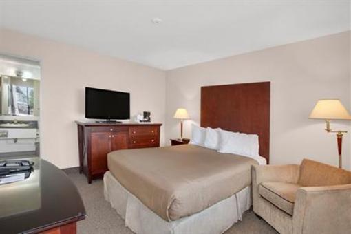 фото отеля Saskatoon Thriftlodge