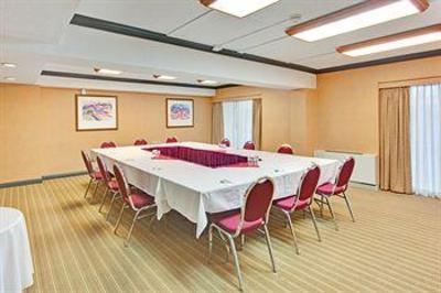фото отеля Holiday Inn Peterborough