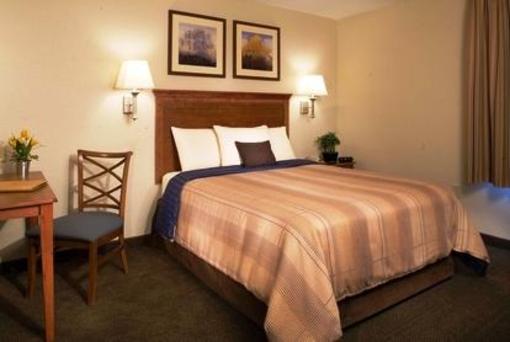 фото отеля Candlewood Suites Melbourne
